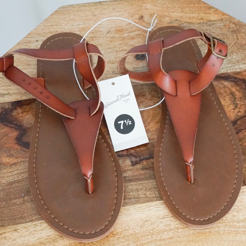 Brown Universal Thread Flat Sandals - Size 7 1/2
